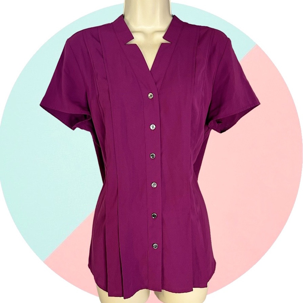 Dana Buchman Medium Blouse short Sleeves